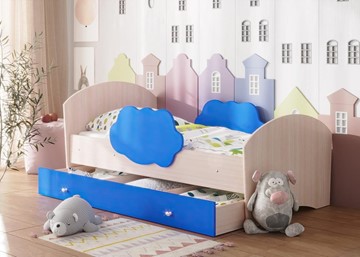 Детская кровать Тучка с ящиком, корпус Дуб млечный, фасад Синий в Улан-Удэ